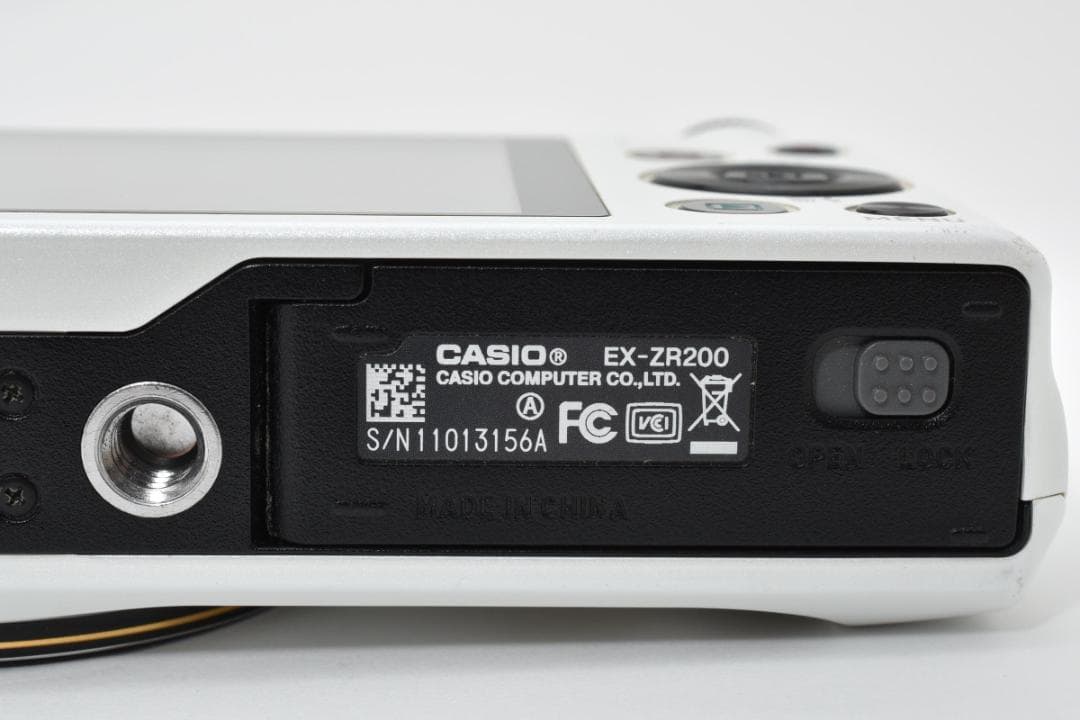 ★超美品★ カシオ EXILIM EX-ZR200 #20697