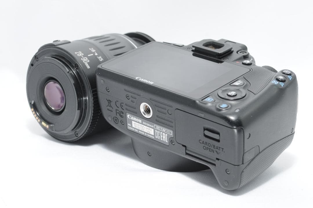 ご家族を綺麗に残す❗️Canon Kiss X7✨小型・軽量で届いてすぐに使える