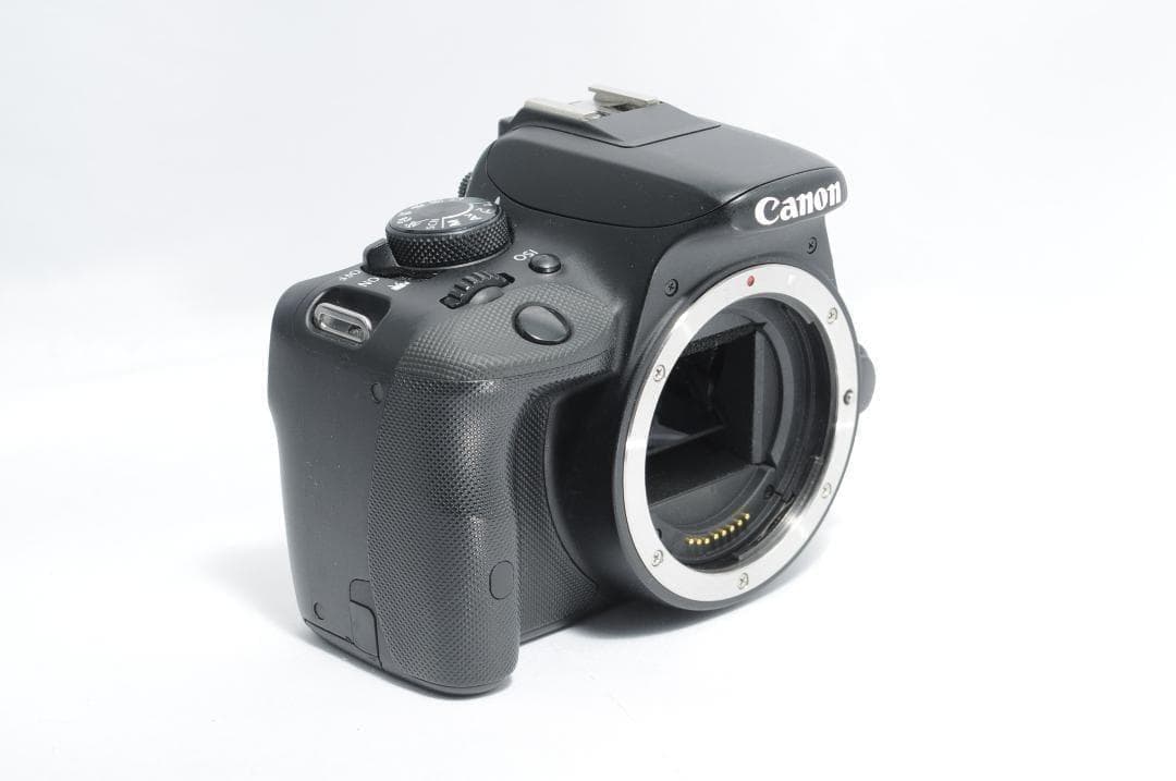 ご家族を綺麗に残す❗️Canon Kiss X7✨小型・軽量で届いてすぐに使える