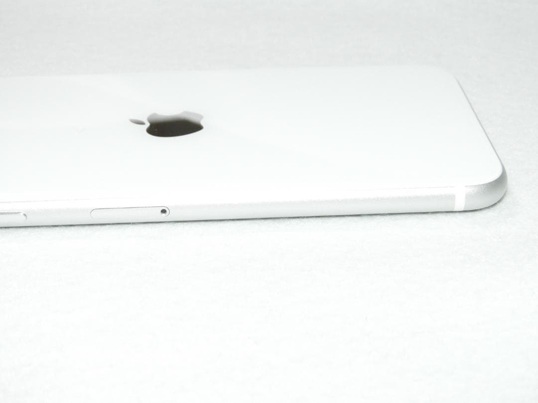 iPhoneSE 第2世代 64GB A2296 MX9T2J/A SIMフリー