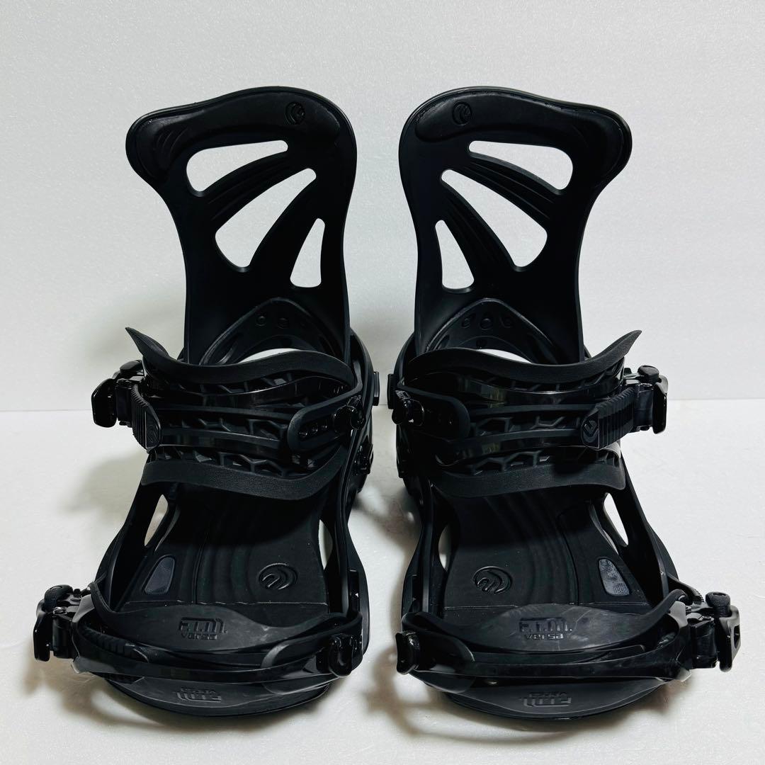 mサイズ スノーボードバインディング黒色ブラックFLUXF8DSMB