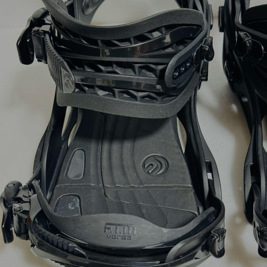 mサイズ スノーボードバインディング黒色ブラックFLUXF8DSMB