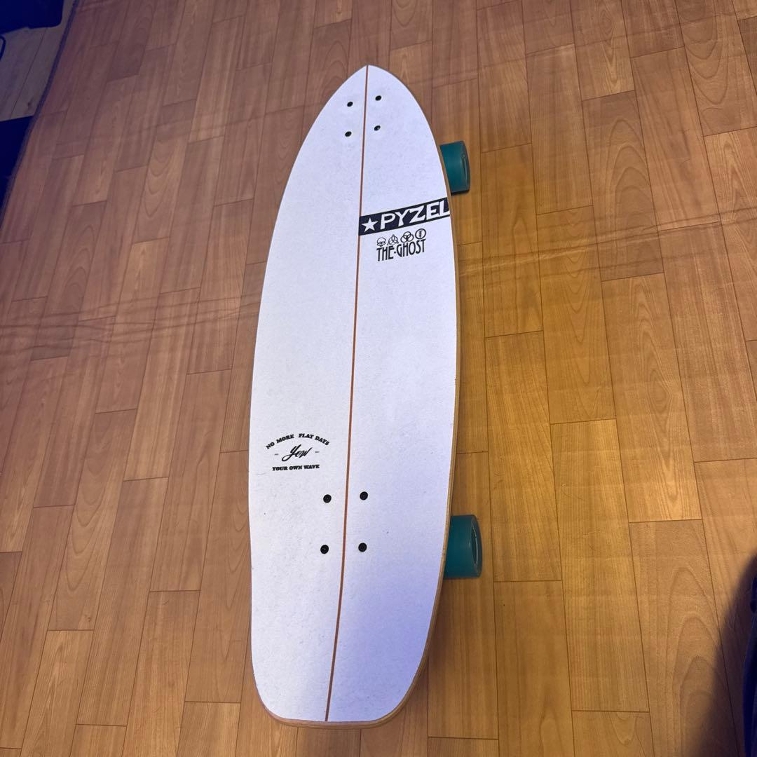 YOW サーフスーケート　ヤウ　パイゼル　Shadow 33.5” PYZEL