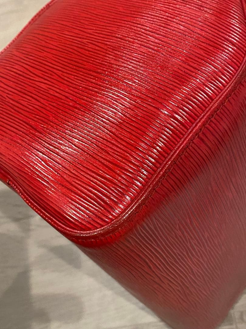 美品！Louis Vuitton エピ　スピーディー　レッドボストンバッグ