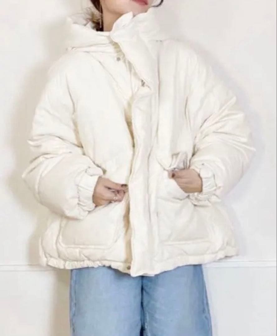 最終値下【完売品　未使用】cocodeal ボリュームコーデュロイダウン