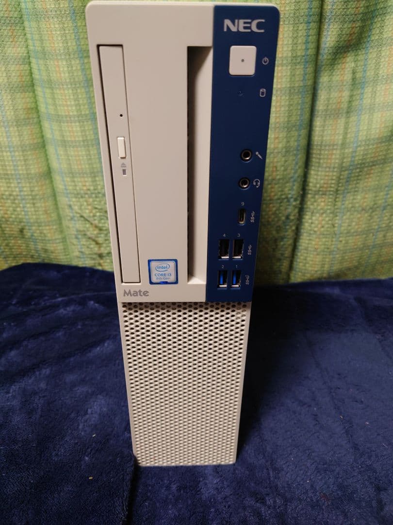 Win11 8世代コアi3メモリ32GHDD1Tスーパーマルチ オフィス2019