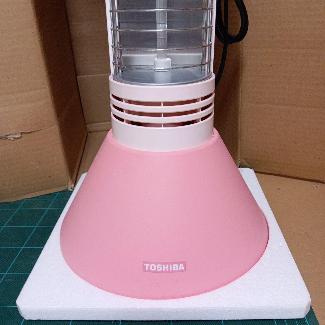 新品　昭和レトロ　ピンク　東芝製　トールボーイ型　電気ストーブ　ＳＲ－V８０３