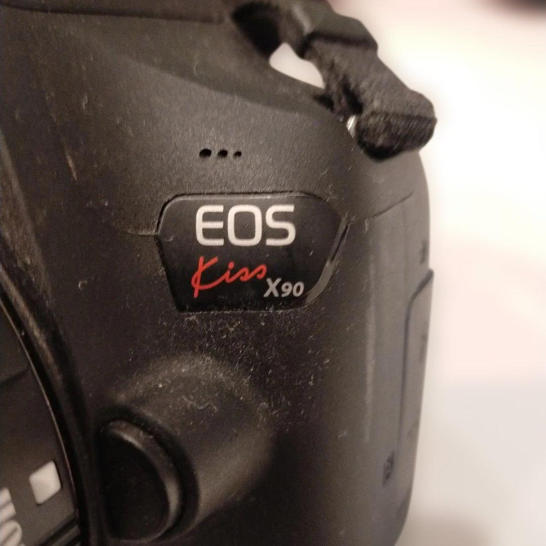 Canon EOS Kiss X90 デジタル一眼レフカメラ