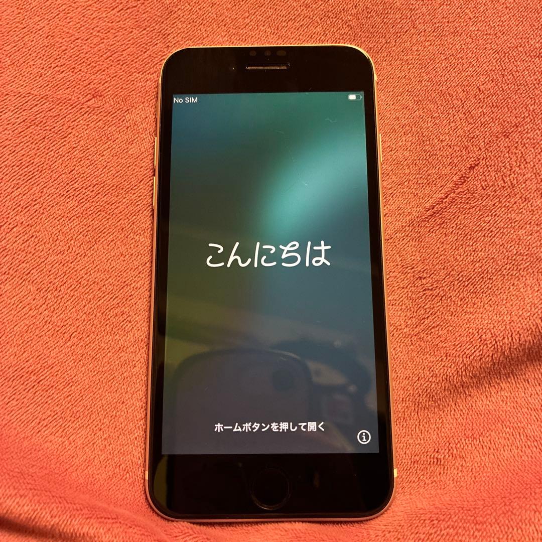 ［美品］iPhoneSE （第2世代） 64GB ホワイト 本体