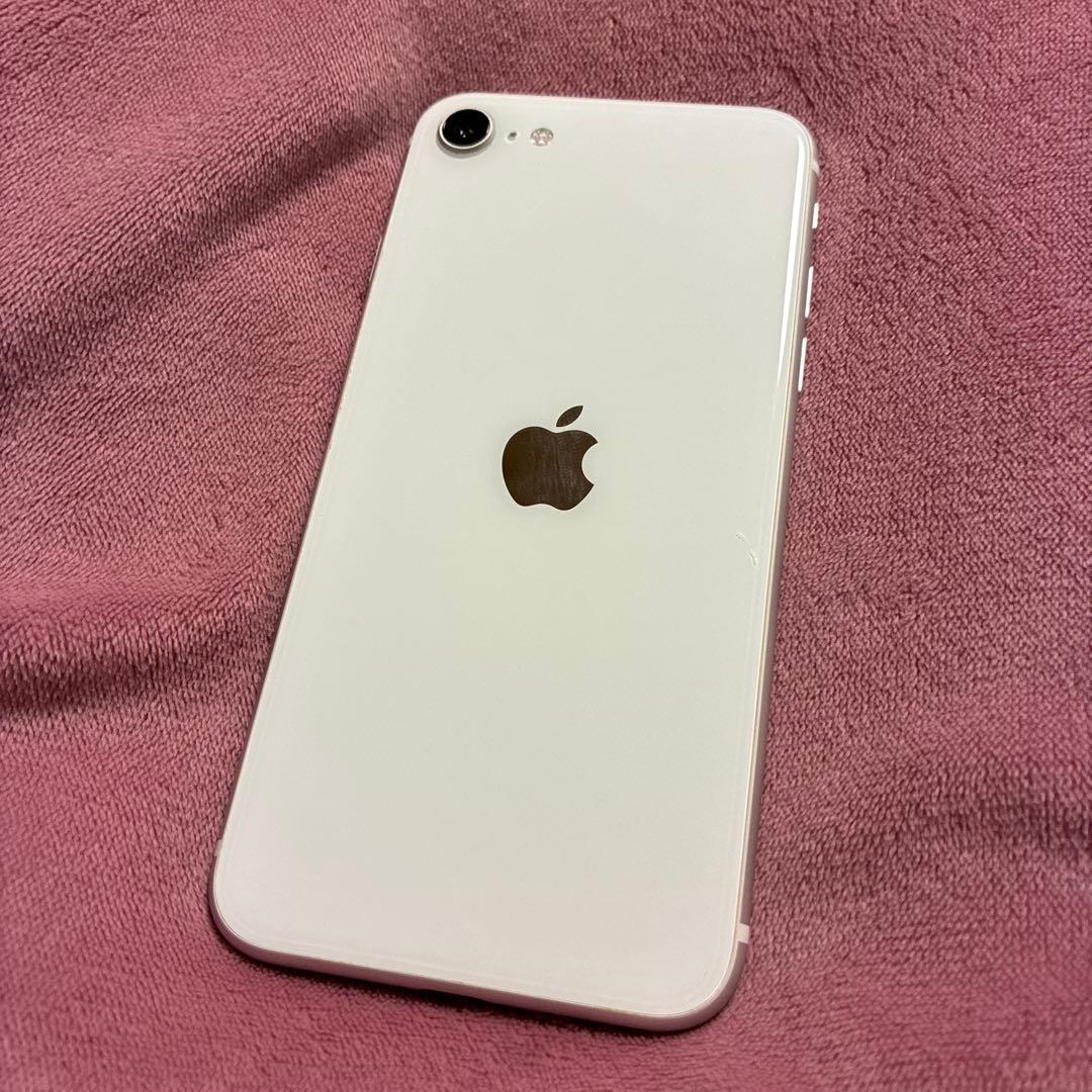 ［美品］iPhoneSE （第2世代） 64GB ホワイト 本体