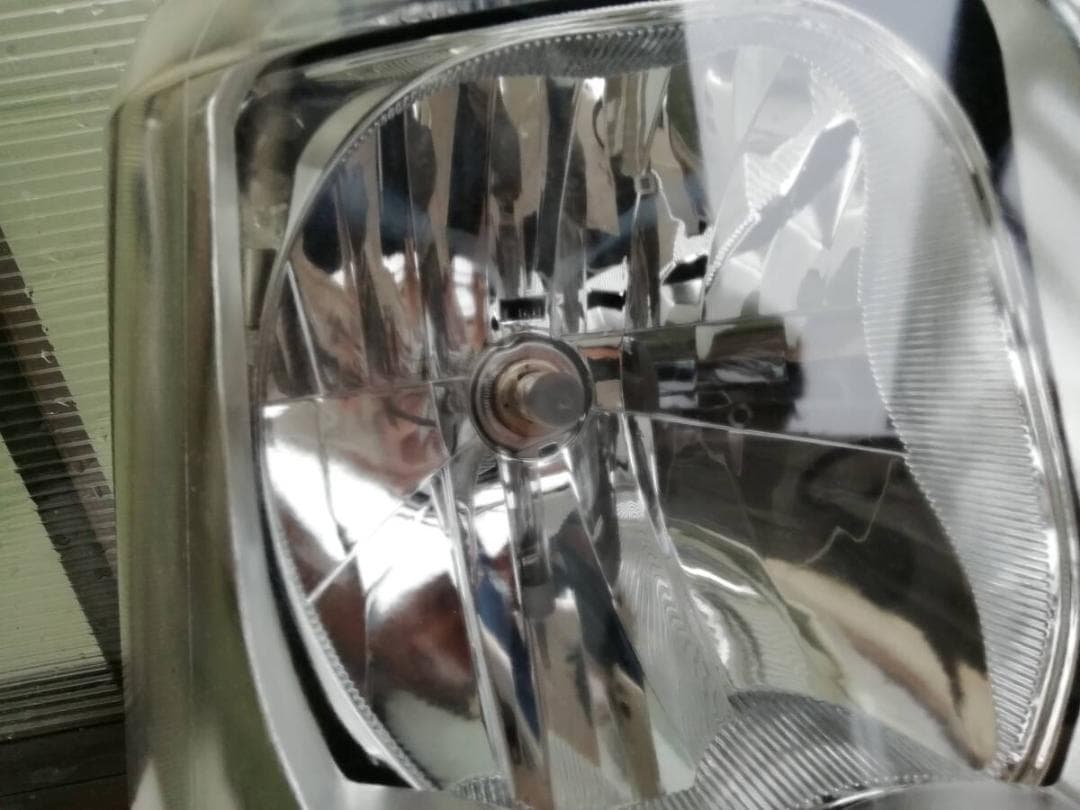 DA64W 　エブリィ　ハロゲン　ヘッドライト　 左右　レべ付　（管理J11）