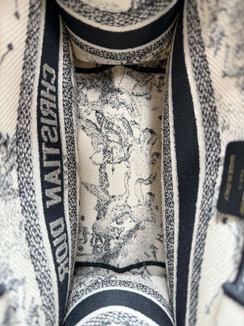 極美✨ ディオール ブックトート スモールバッグ ゾディアック エンブロイダリー