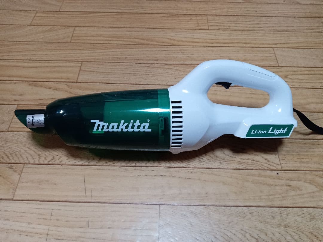 マキタ 充電式クリーナー MCL143D 14.4V　バッテリー、充電器付