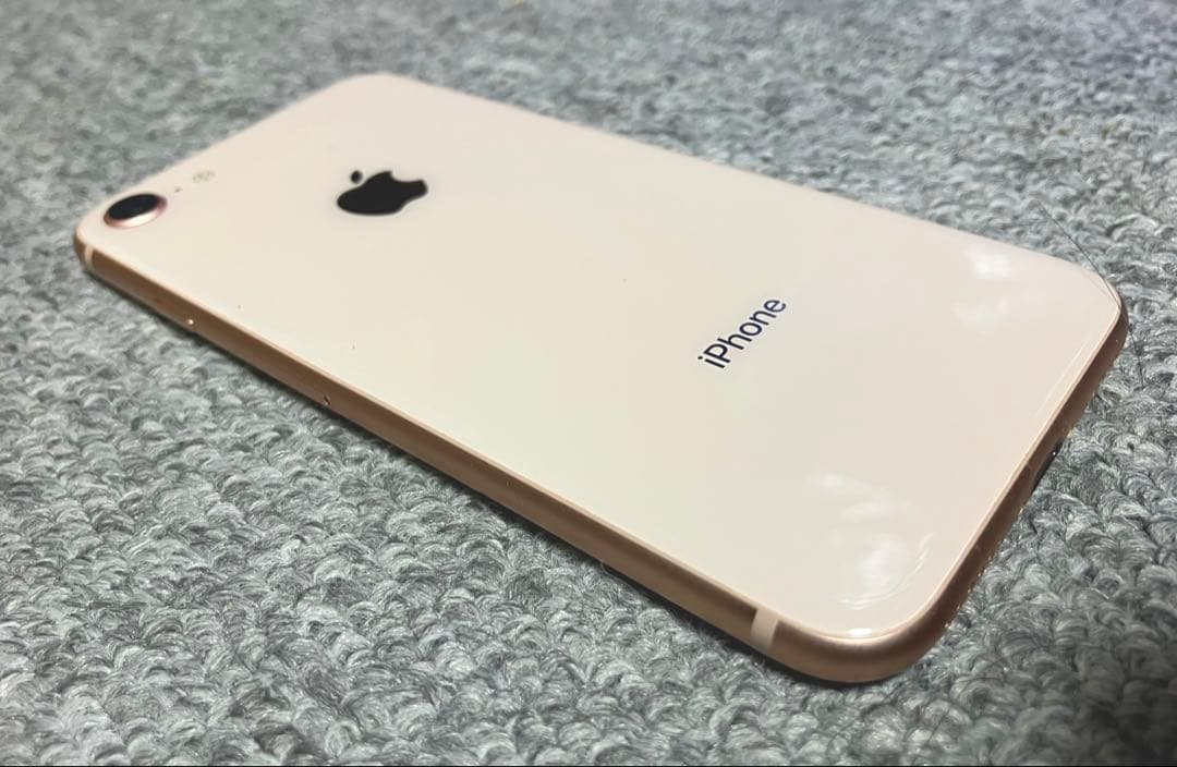 iPhone 8 64GB ゴールド 本体 SIMフリー