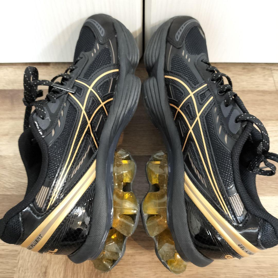 靴 asics GEL-KINETIC FLUENT Black/Black