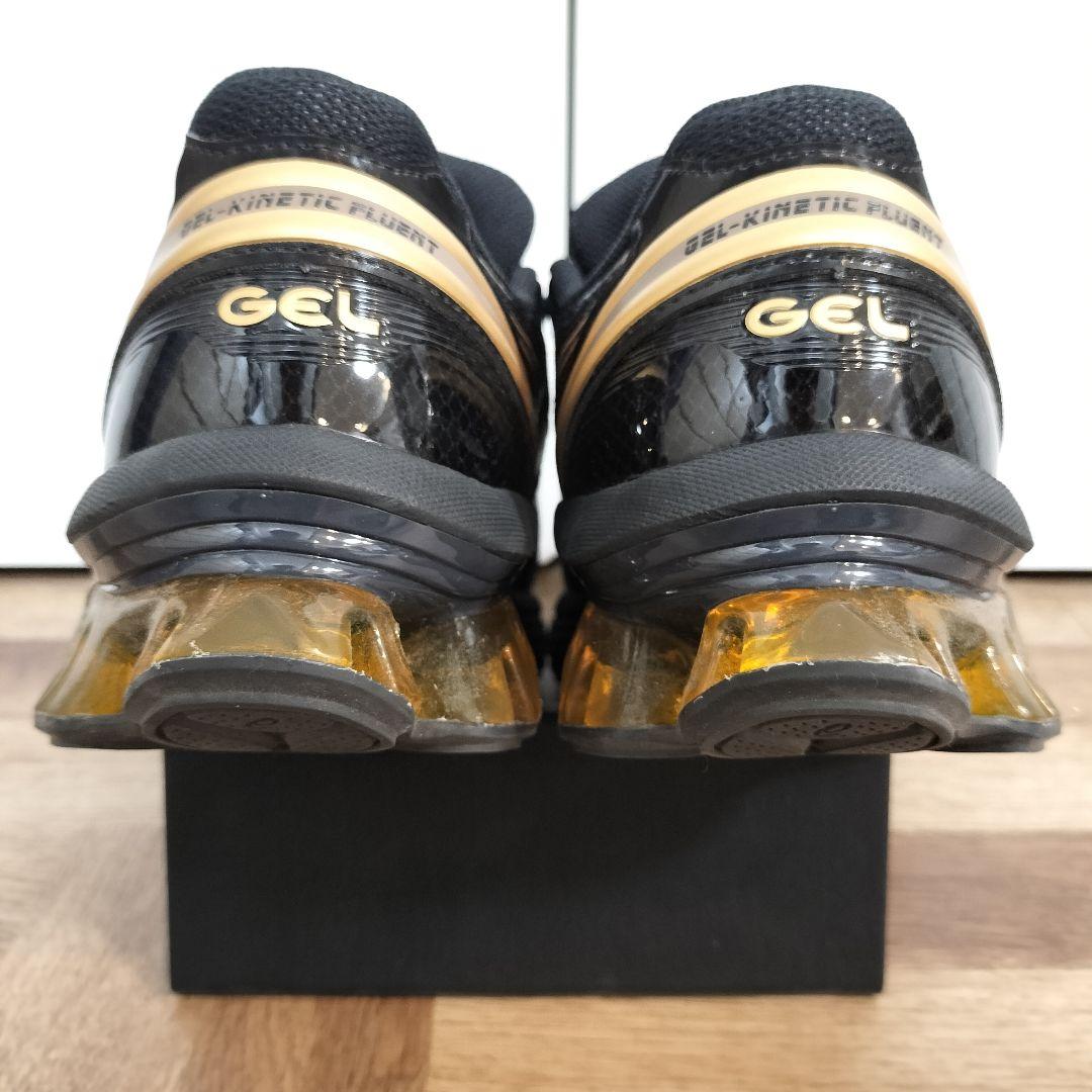 靴 asics GEL-KINETIC FLUENT Black/Black