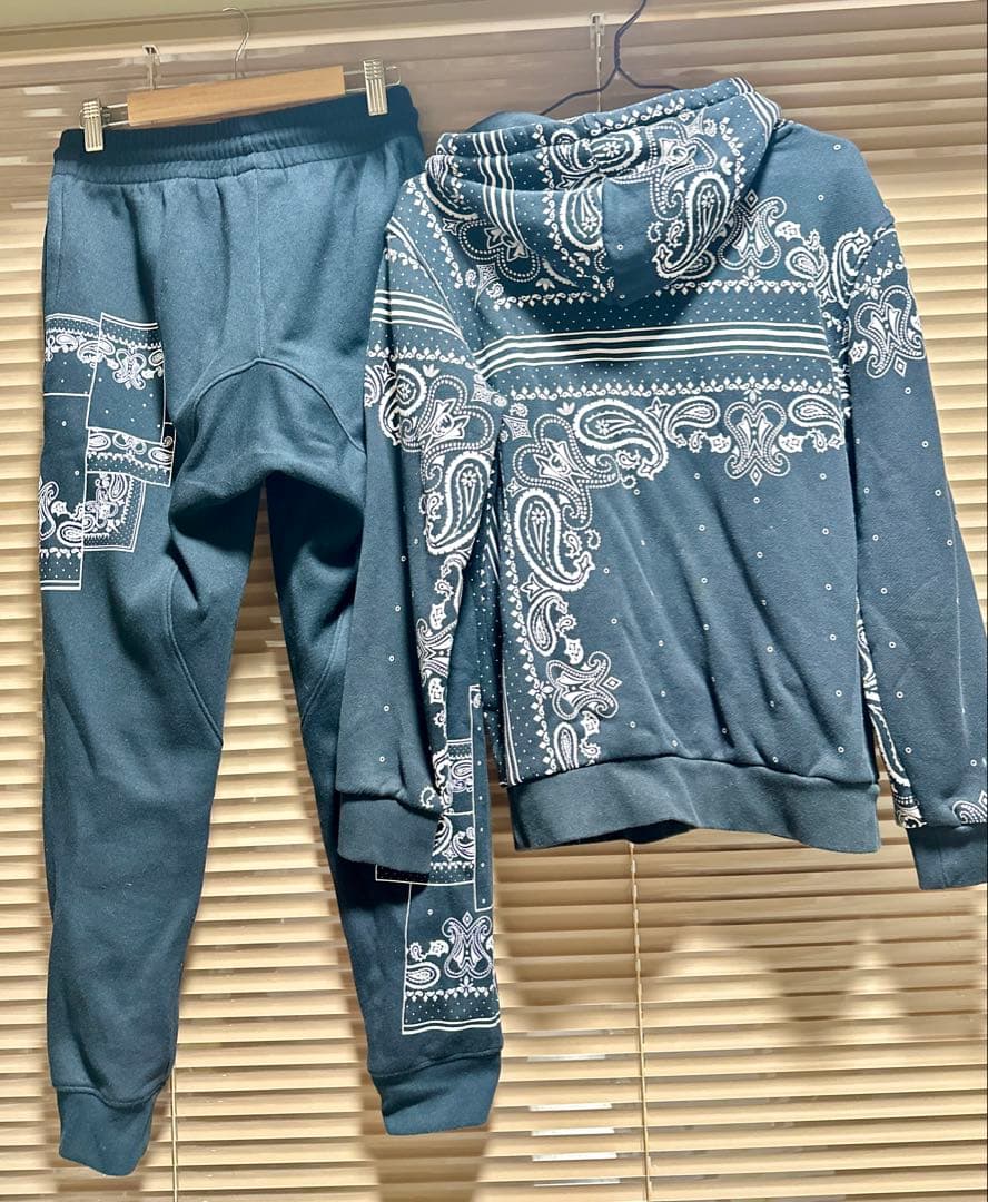 adidas セットアップバンダナ柄 フード付きジャージ XS