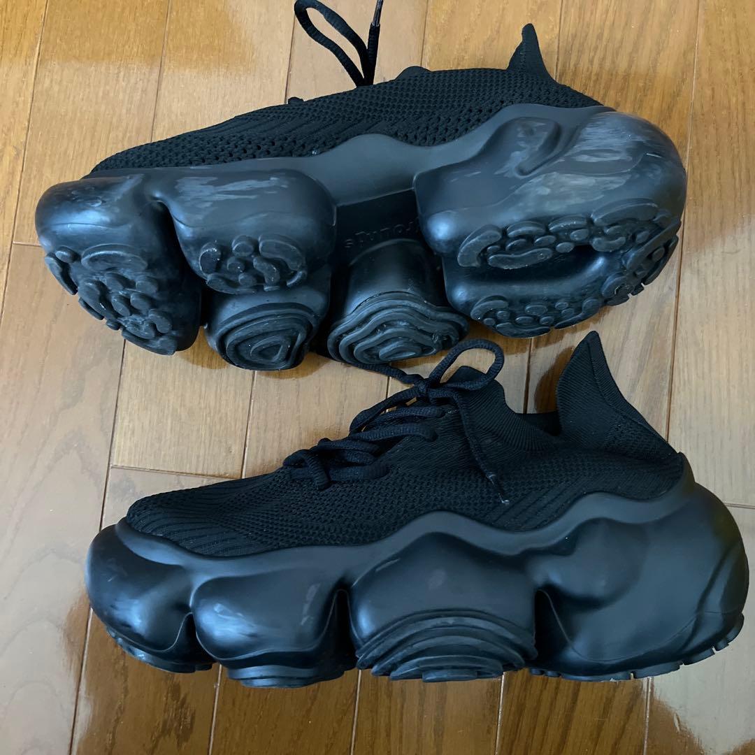 Gloomy　grounds MOOPIE MADBLK