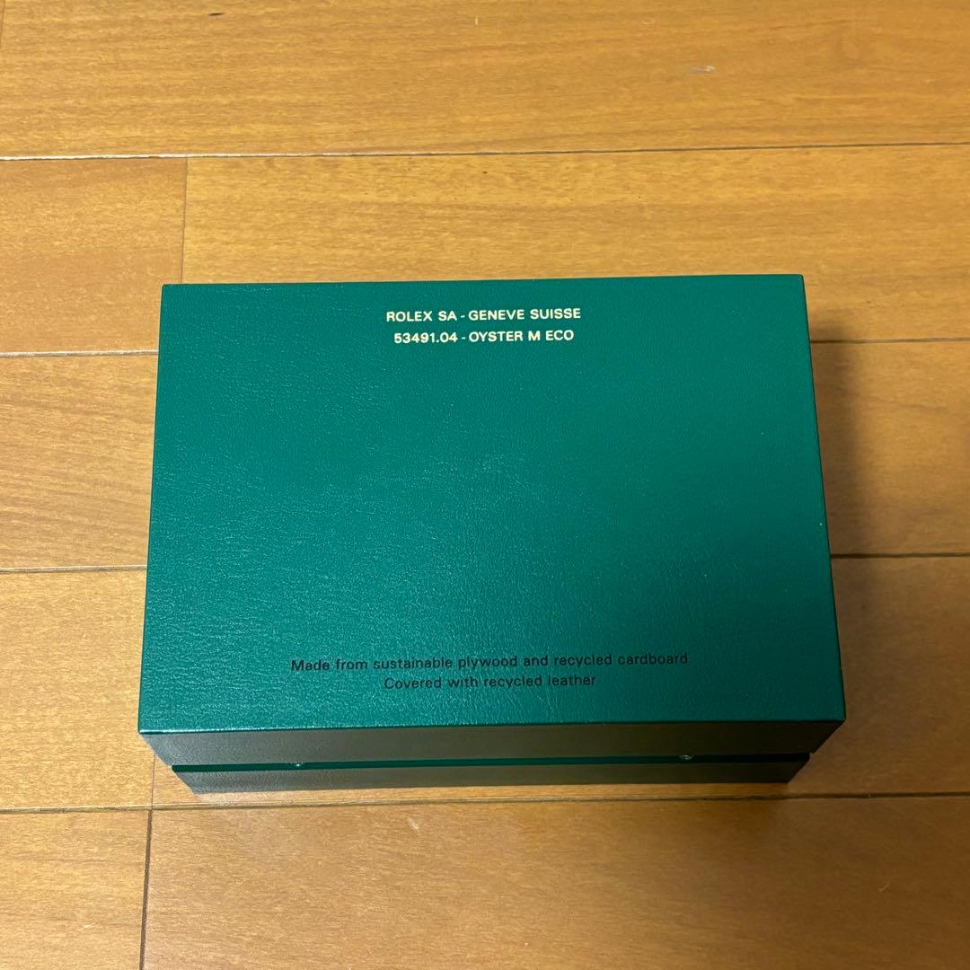 ロレックス　新型　Mサイズボックス