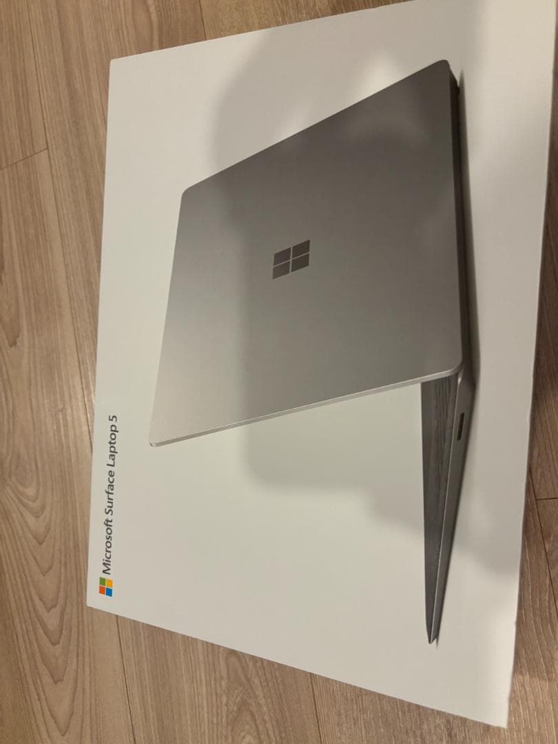 Surface laptap 5 Corei5 8GB/256GB/プラチナ
