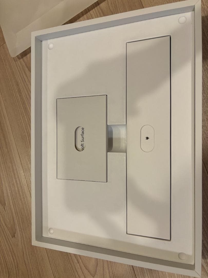 Surface laptap 5 Corei5 8GB/256GB/プラチナ