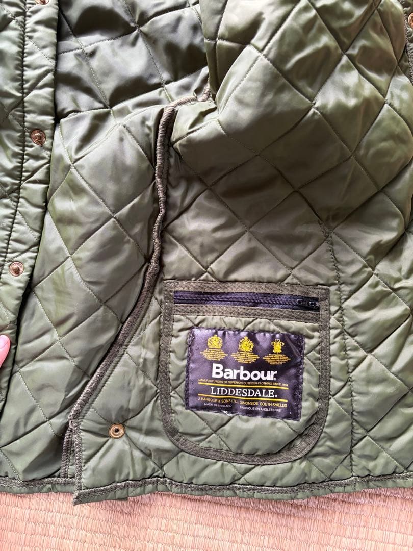 オリーブグリーン キルティングジャケット