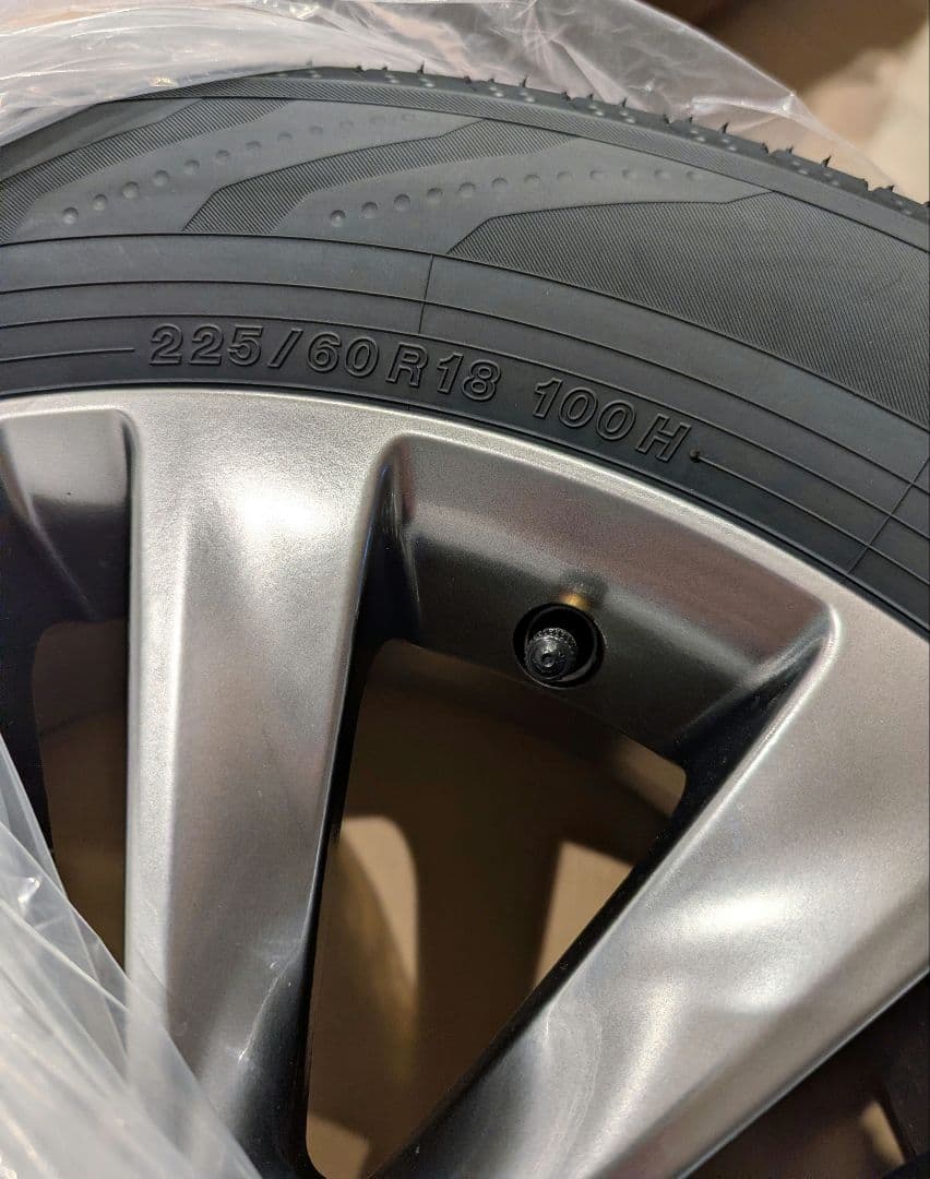 アルファード 40系 新品ホイール付タイヤトヨタ 18インチ 4本セット