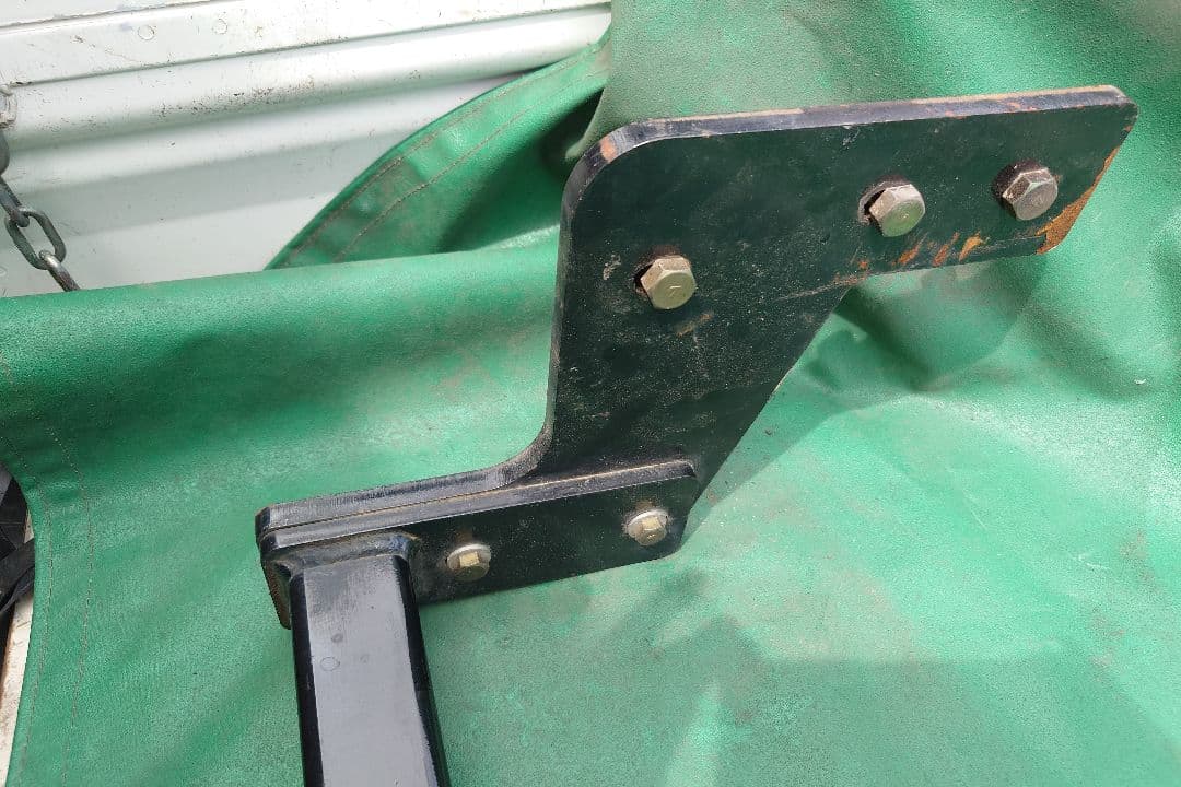 【引き取り限定】 三菱ストラーダK34T型用 ヒッチメンバー ジャンク 品