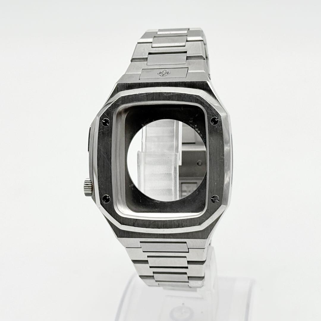 O8828 ゴールデンコンセプト ウォッチケース EV-44 シルバー