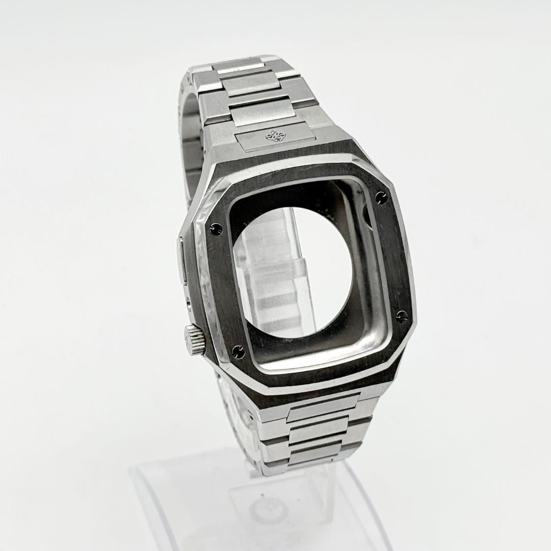 O8828 ゴールデンコンセプト ウォッチケース EV-44 シルバー