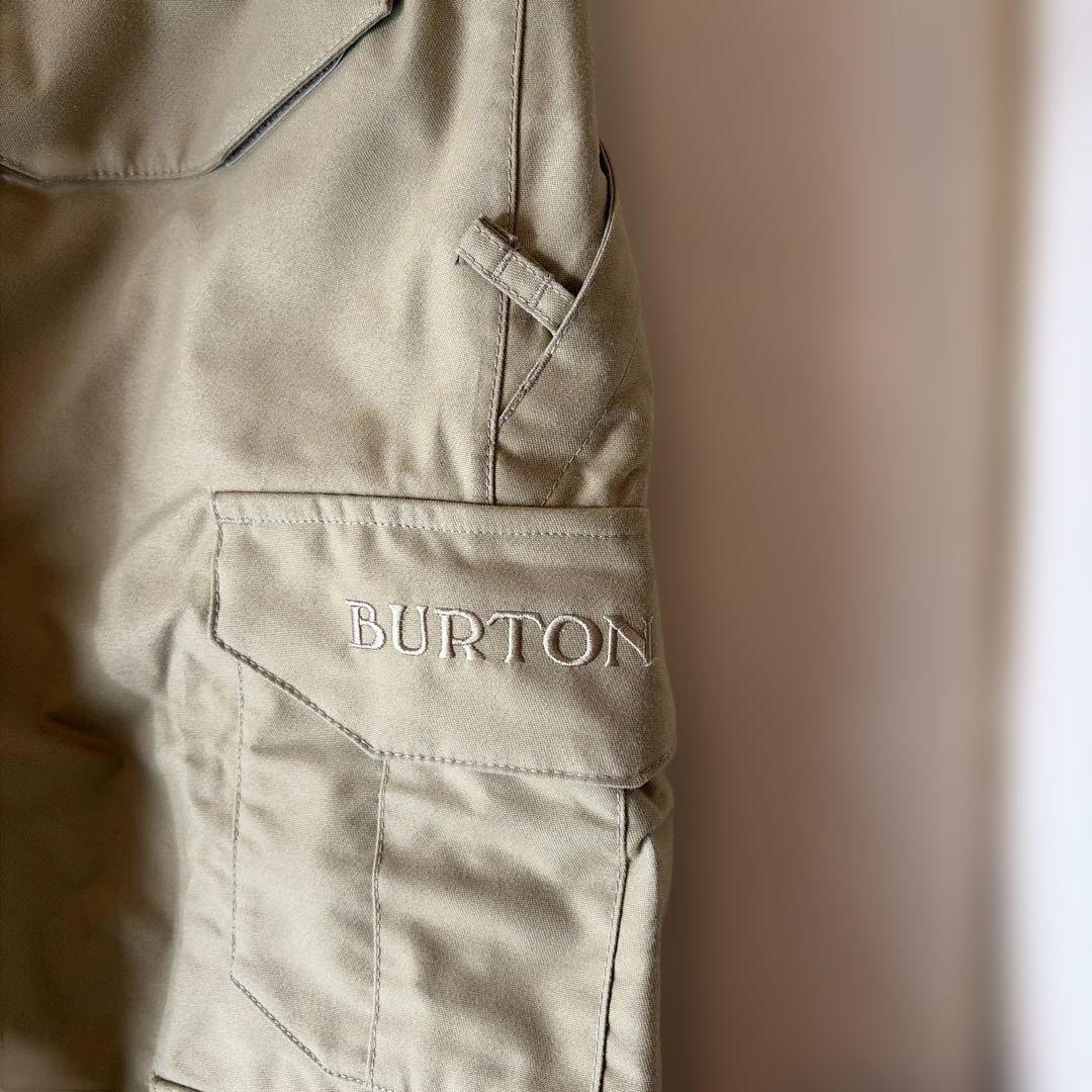 バートン　スノーボードウェア上下（上S、下Mサイズ）