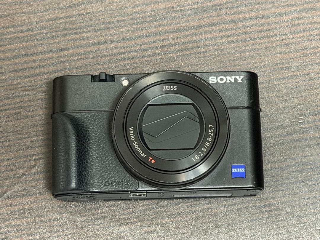 SONY DSC-RX100M5コンパクトデジタルカメラグリップ付き