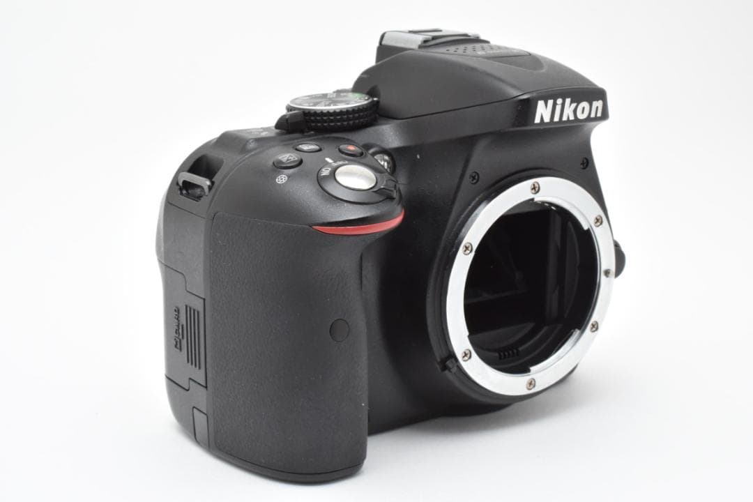 超美品 ニコン D5300 デジタル一眼レフカメラボディ 回数389 Nikon