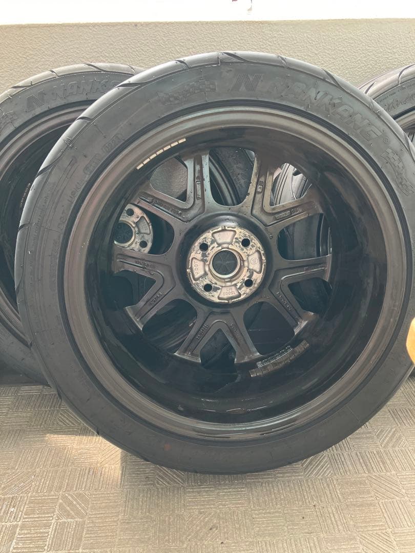 124スパイダーホイール 4本 17インチ 10分山 NS-2R Hiro