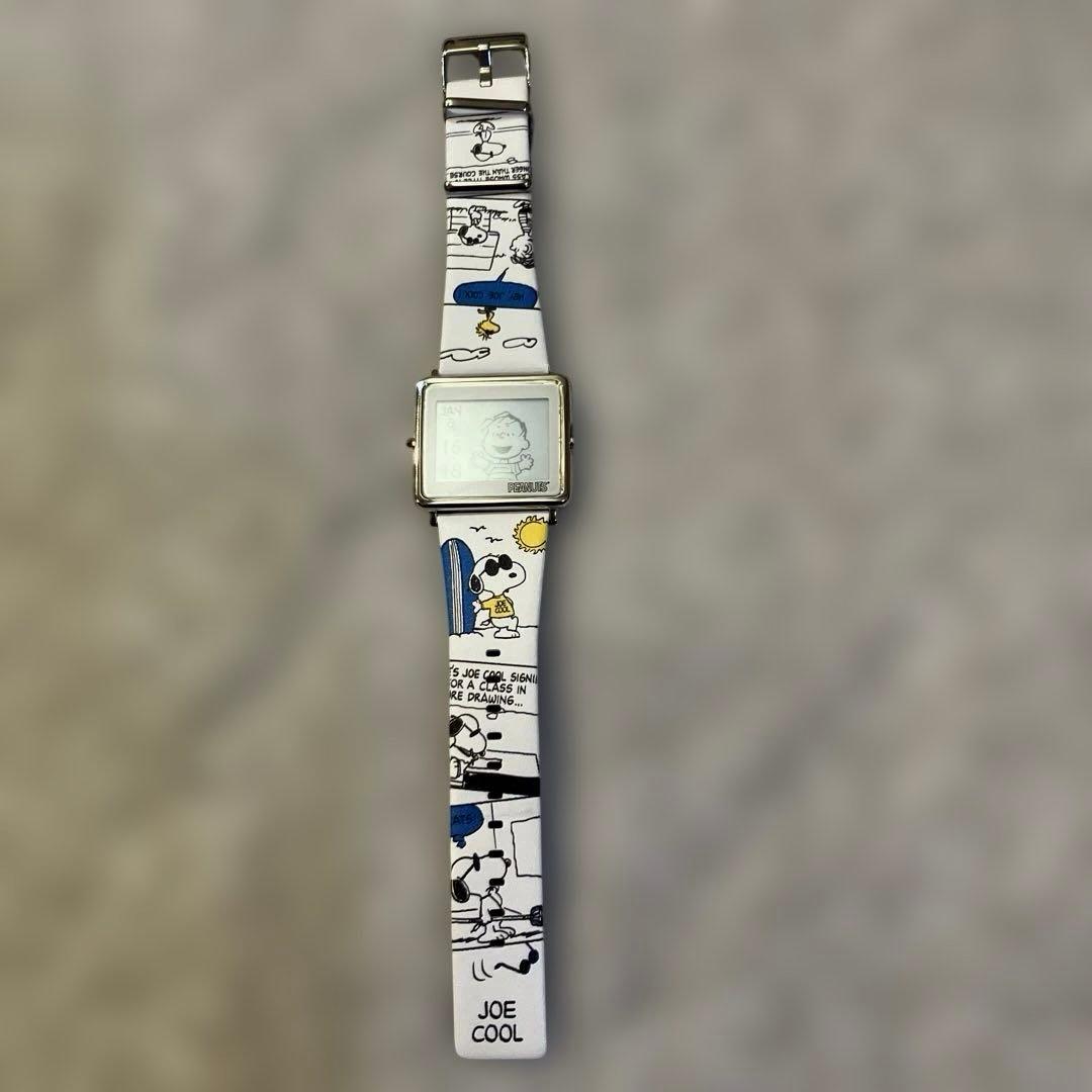 超美品　スヌーピー デジタル腕時計 ジョー・クール　レディース
