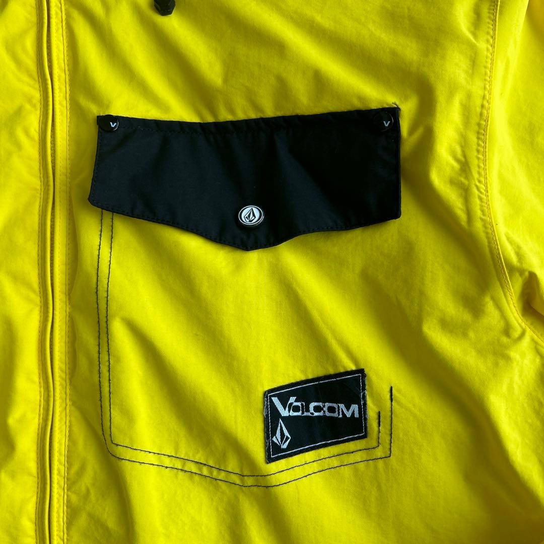 ボルコム　スノーボードウェアー　Mサイズ　最終お値下げ