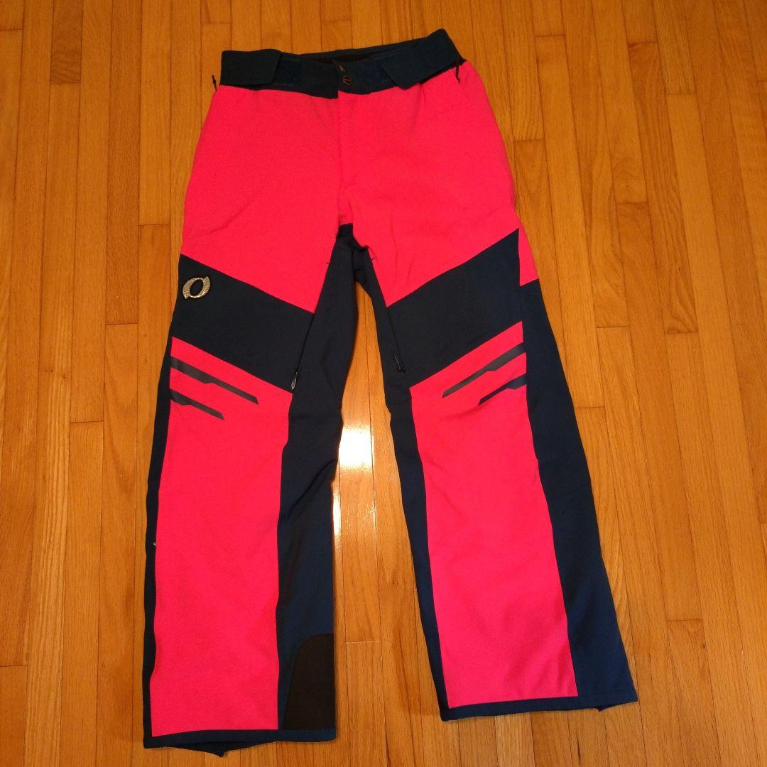 大幅下げ!　ONYONE 防水フード付き女性用スキーウェア上下