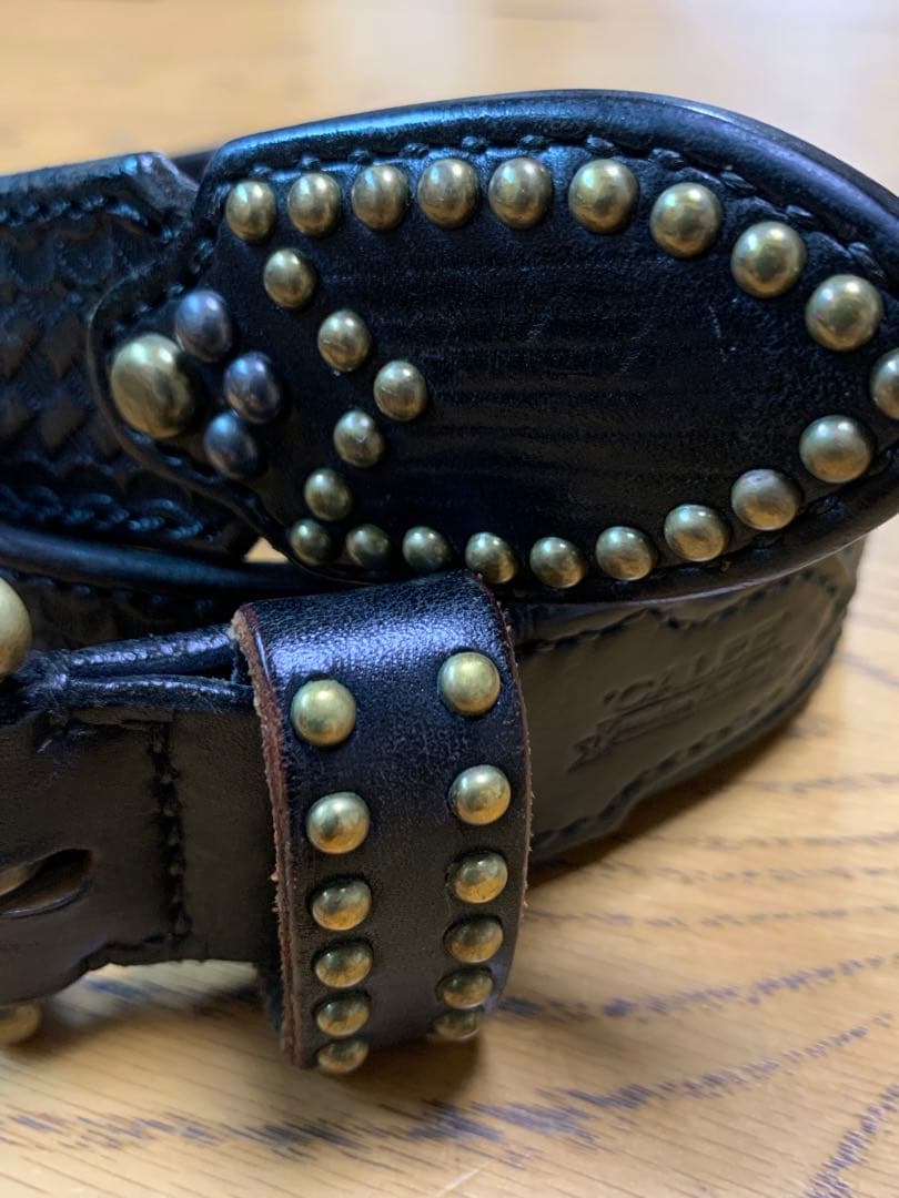 calee ベルト　caleeレザーベルト　スタッズベルト