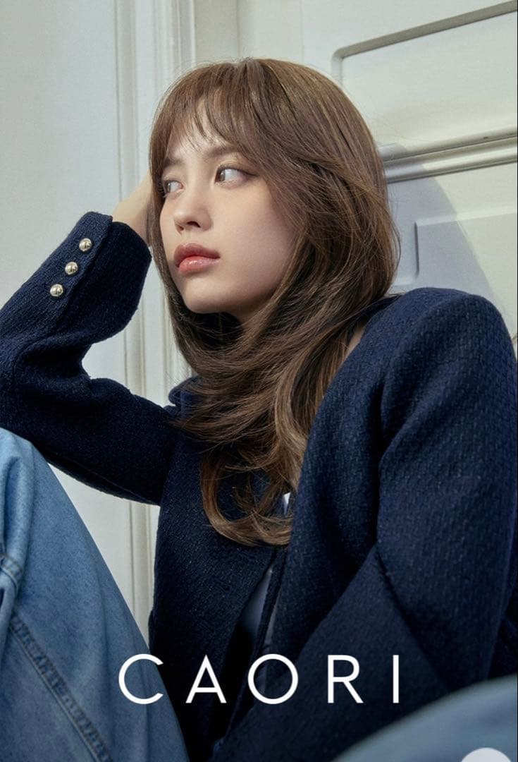 【新品】ピンクエイジ　総手植えフルウィッグ　レイヤードパーマ エミリン