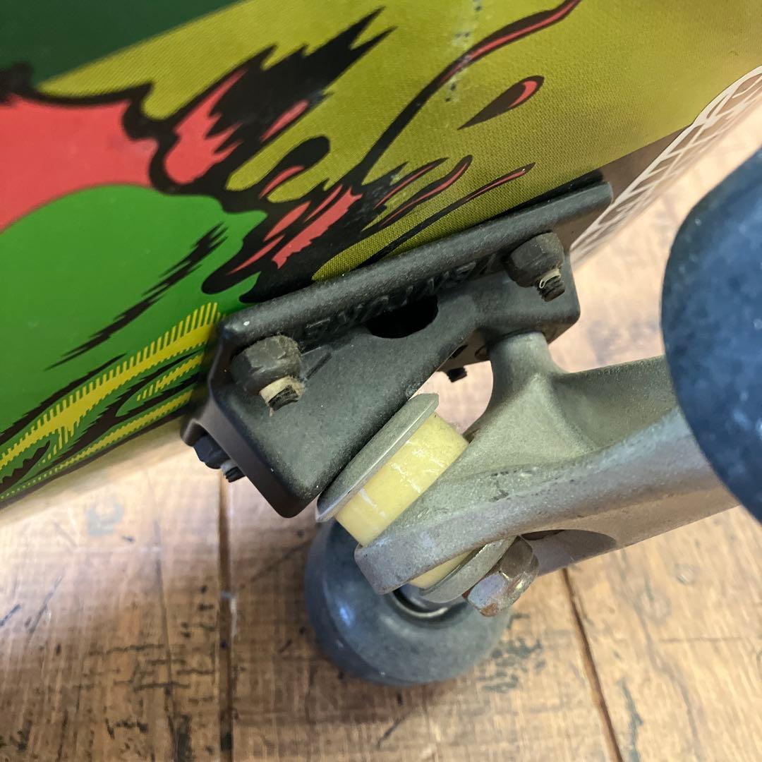 サンタクルーズ スケートボード 4輪 コンプリート スクリーミングハンド