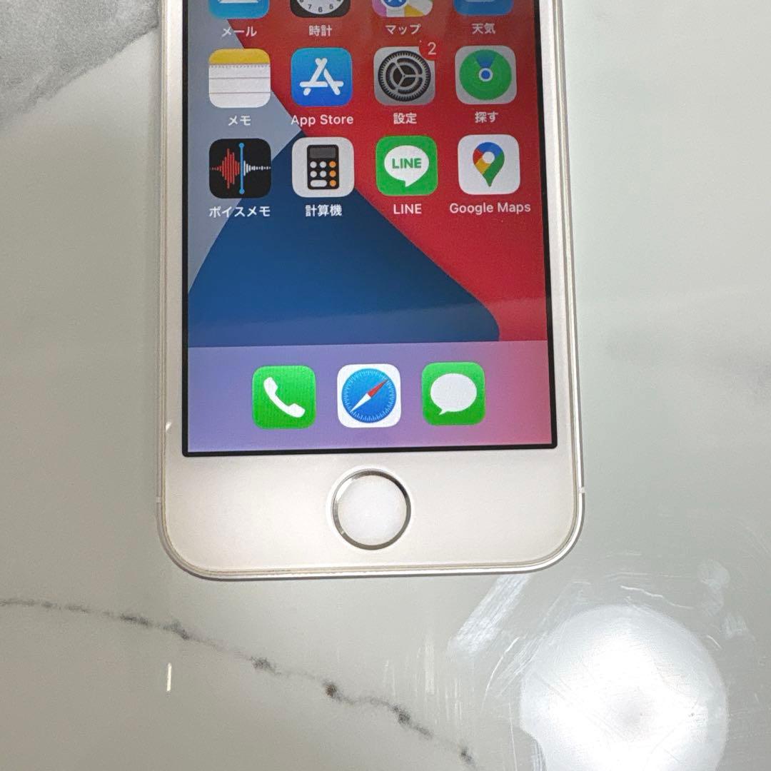 iPhone SE 初代　シルバー