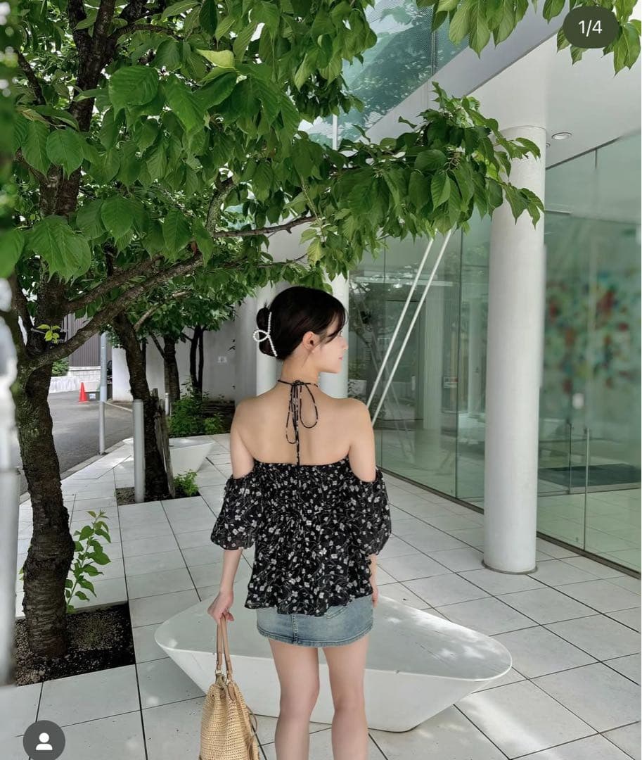 【美品】yilon Joli flower blouse black