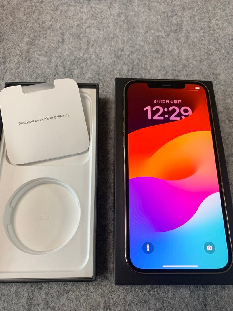 美品 国内版 SIMフリー iPhone12 Pro Max 512GB