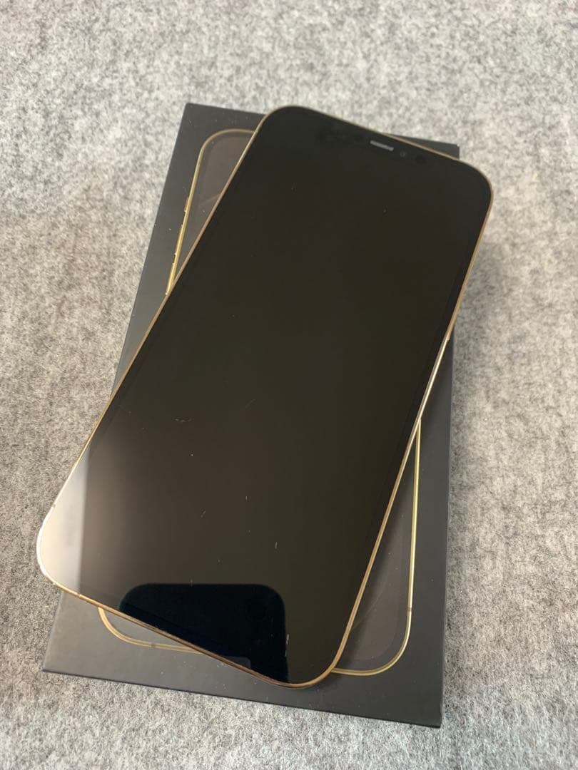 美品 国内版 SIMフリー iPhone12 Pro Max 512GB
