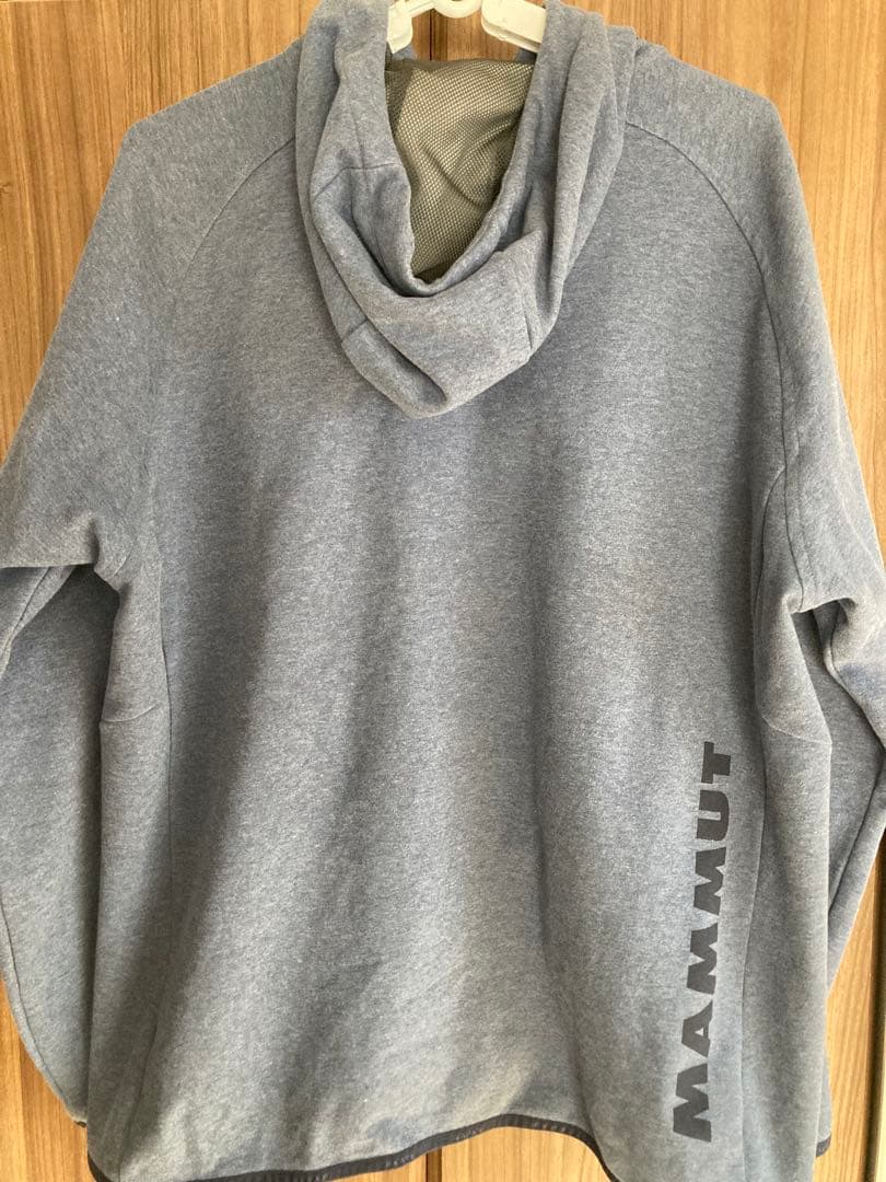 MAMMUT(マムート)フルジップパーカー 刺繍ロゴ 希少2XLサイズ ネイビー