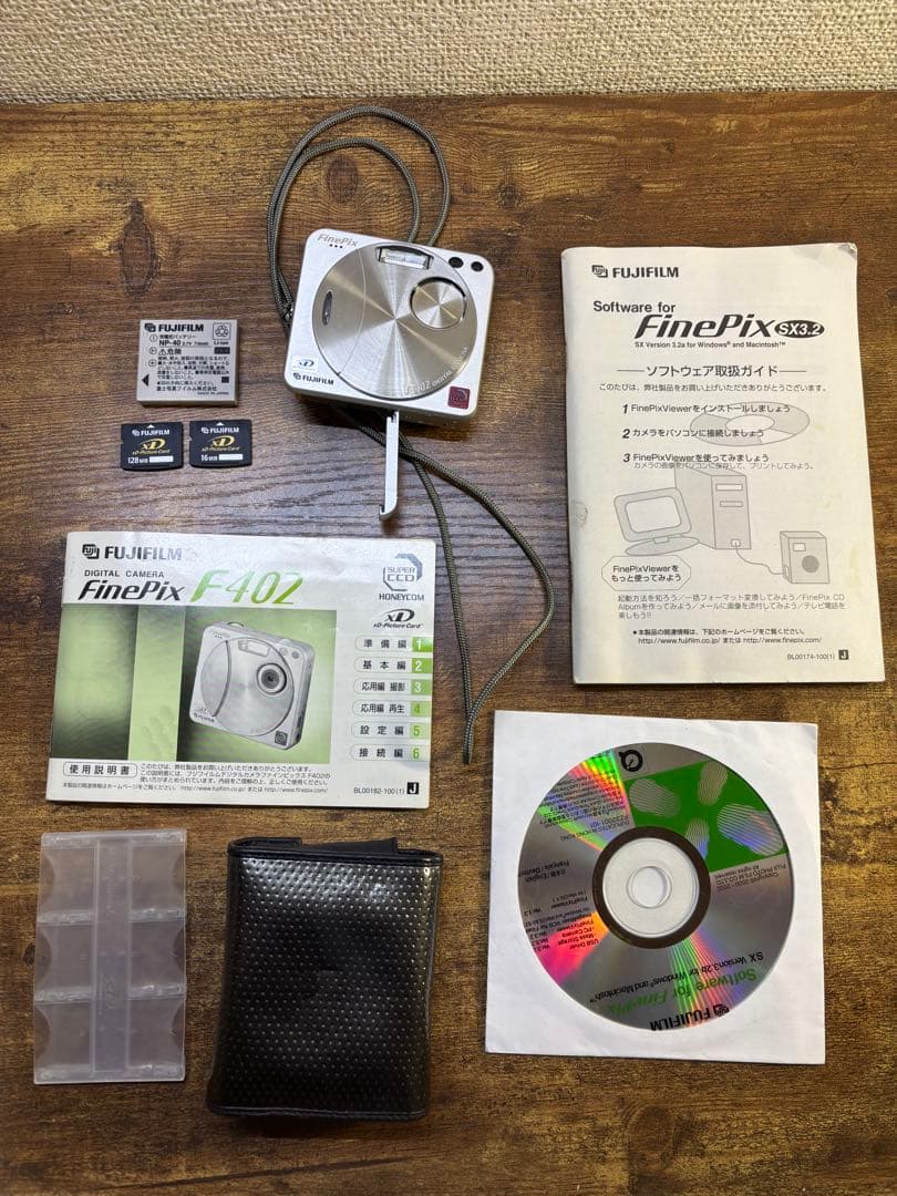 FUJIFILM FINEPIX F402 デジカメ 富士フィルム