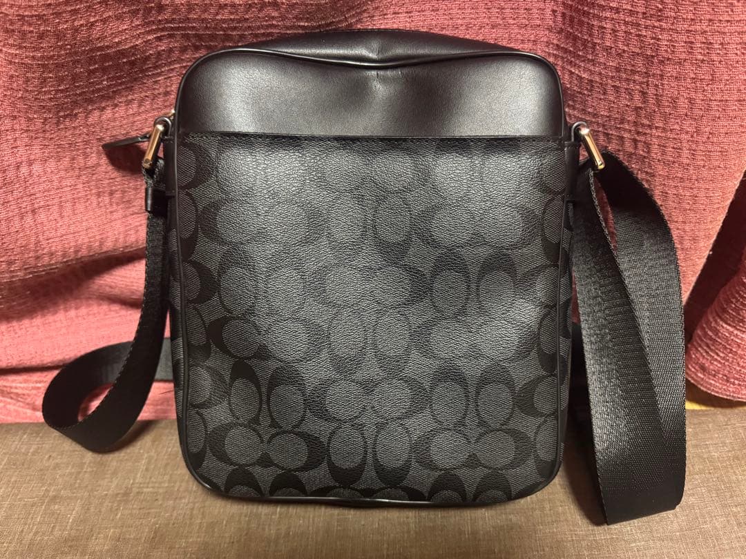 Y*a様 極美品 COACHコーチ ショルダーバッグ