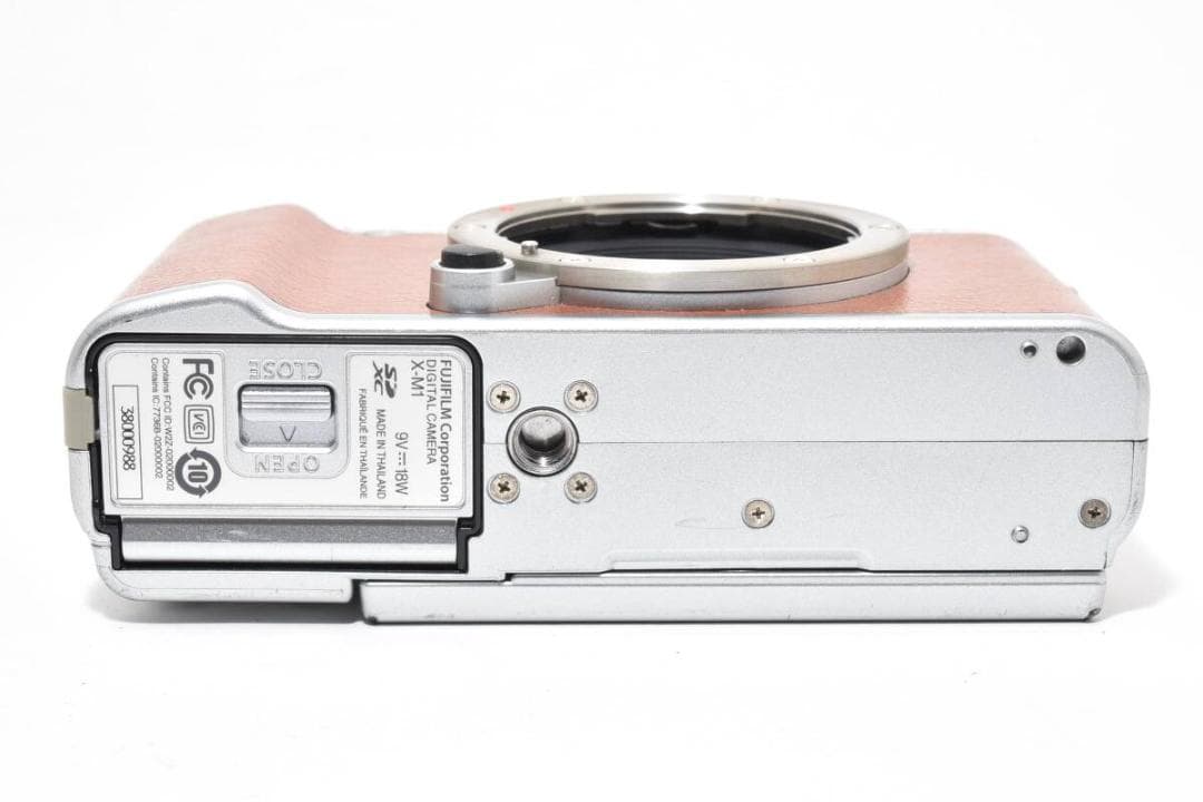 ★美品★ フジフィルム FUJIFILM X-M1 ボディ #660Q