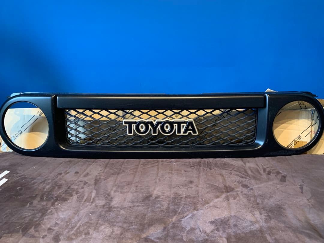 TOYOTA FJクルーザー フロントグリル ブラック