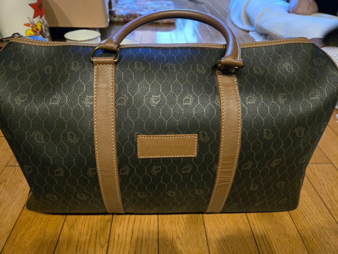 Christian Dior ボストンバッグ ハニカムパターン綺麗です❗